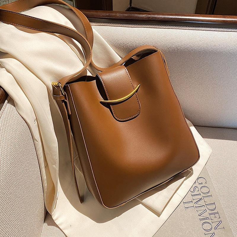 

Original Design High-quality Large-capacity Handbags 2021 New Fashion Western Messenger Bag Retro Bucket Bag Underarm, Black