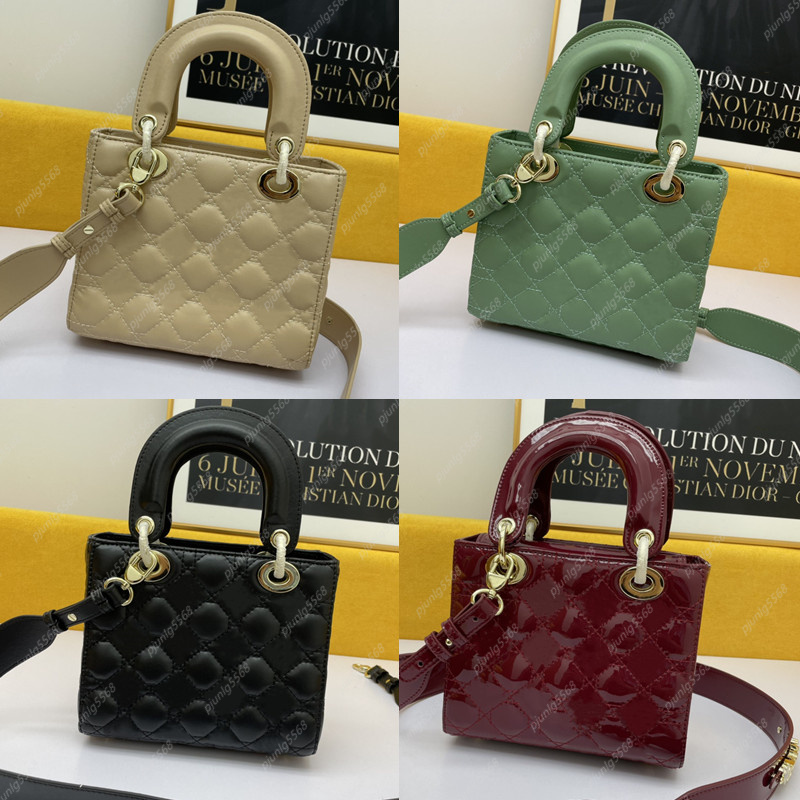 

5A Tartan Designers bags New Best luxury handbags wallets ladies shoulder bags Top Quality Embroidery CrossBody bag saddle badge More color Lady bag, Grey