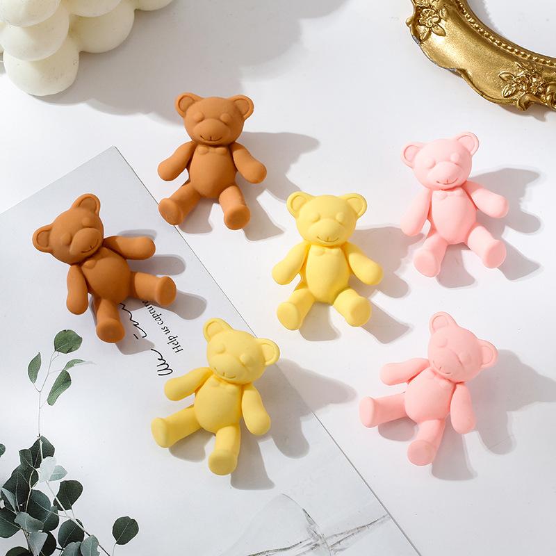 

Vintage Bear Stud Earrings For Women Lovely Fashion Charm Simple Funny Colourful Earrings Studs Jewelry Gifts New