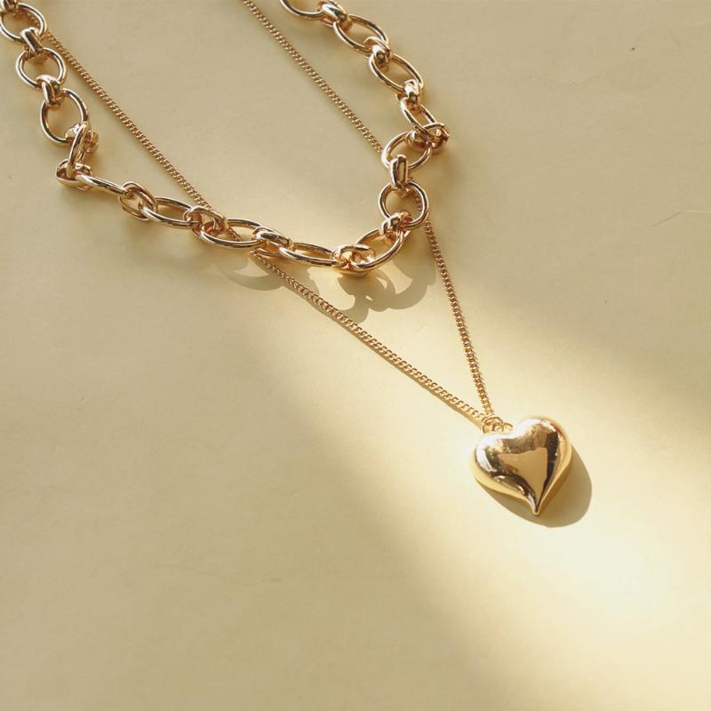 

Ins Punk Multi Layer Curb Cuban Chunky Thick Portrait Choker Necklace Women Vintage Carved Heart Coin Pendant Necklace Jewelry
