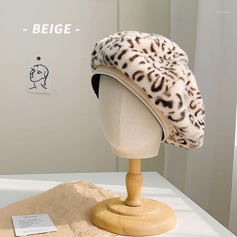 

Leopard Beret Female Winter Hats For Women Vintage Painter Flat Cap Boina Feminina Fashion Warm Brim Beanie1, Beige