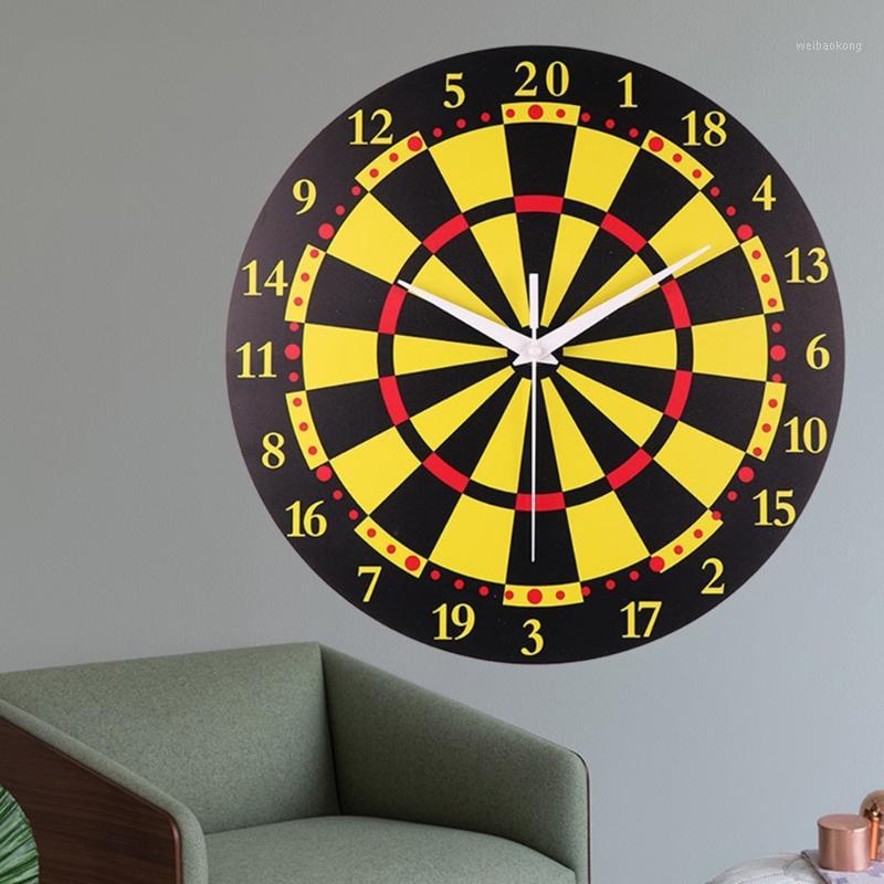 

Creative Darts Wall Clock Modern Design Silent Quartz Wall Clocks Nostalgic Individual Character Sitting Room Adornment1