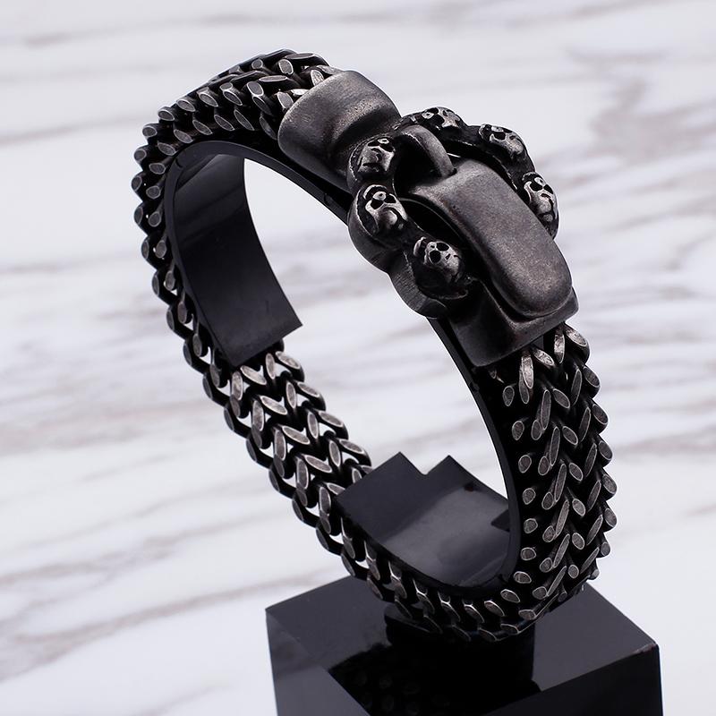 

Men 88g black Stainless steel Skull buckle design Figaro Chain bracelet 12mm 9'' free shipping xmas gifts