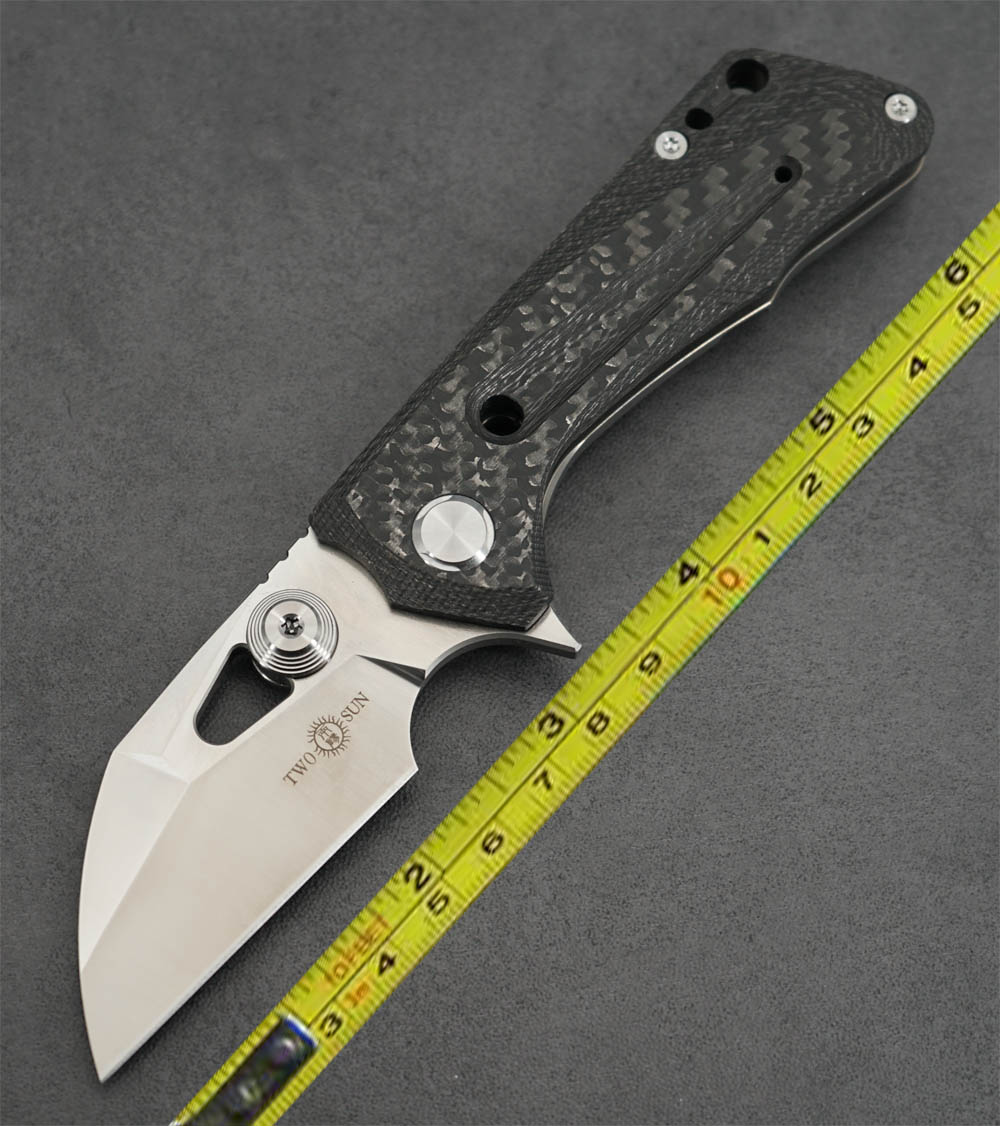 

Twosun M390 Carbon Fiber Titanium Flipper Pocket Folding Knife TS138-M390-CF