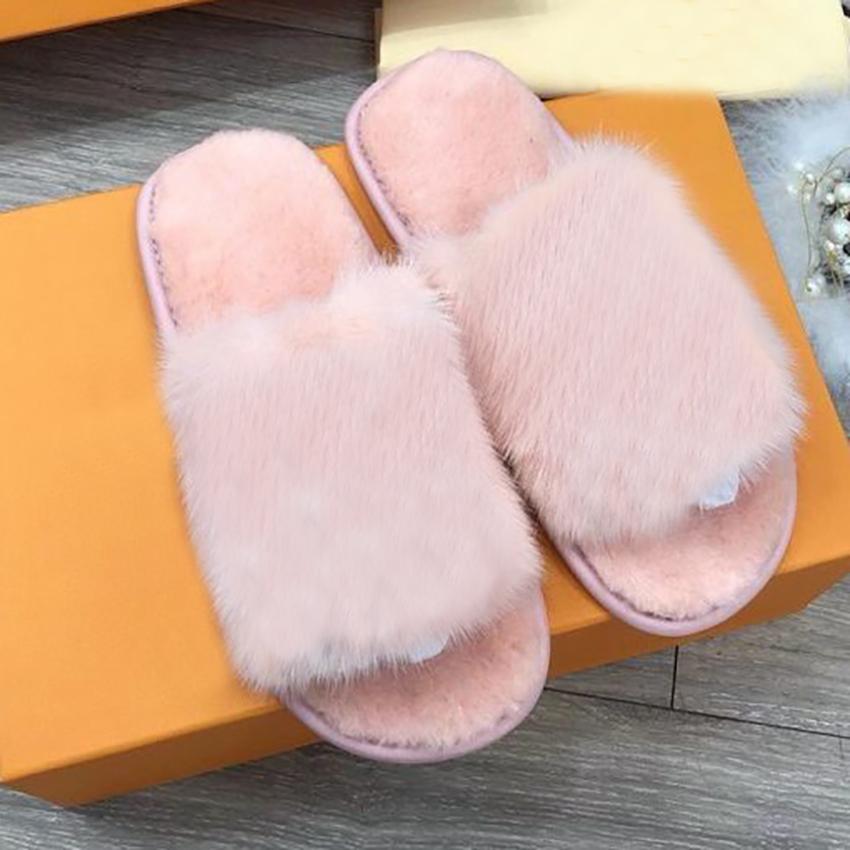 

All mink family and hotel slippers, the latest light and comfortable soles, ladies soft and warm fur leather slippers, Black;red