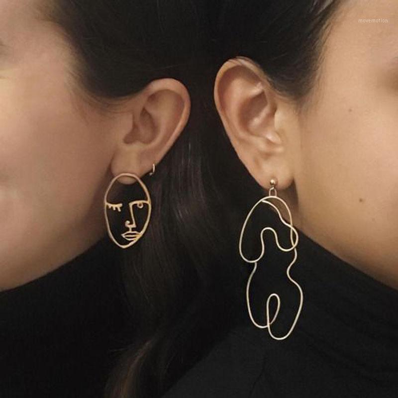 

New Fashion Body Statement Dangle Earrings For Women Moon Face Wire-Shaped Earrings Girls Bijoux Long1
