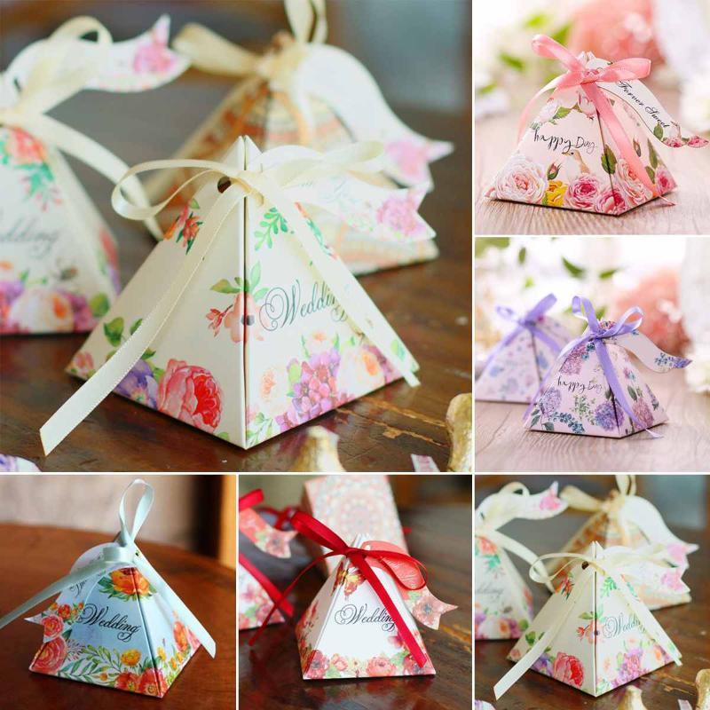 

50pcs European Pyramid Candy Box Organizer Paper Packaging Triangular Ribbon Wedding Sweets Gift Bag For Wedding Favor Supplies1