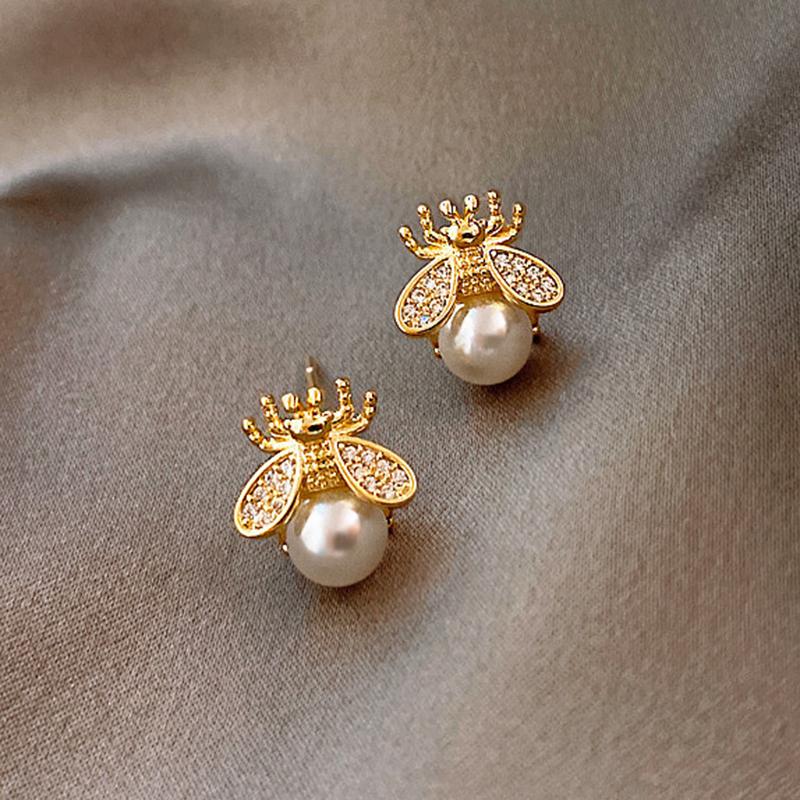 

Stud Cute Little Bee Earrings For Women Luxury Individuality Creativity Pearl High Quality Jewelry Inlaid Zircon Party Gift