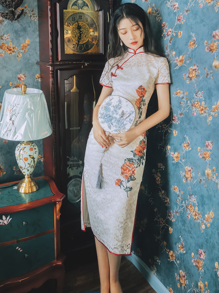 

Embroidered Rose As Woman 2021 New Summer Sheath Elegant Floral Jacquard Dressed Chinese Improved Cheongsam Rl70, Blue