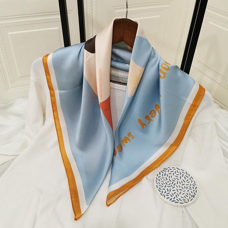

Spring and Autumn Lady Silk Scarf New Style Headscarf Women's Fashion Printing Large Square Scarf Luxury Travel Shawl Vintage