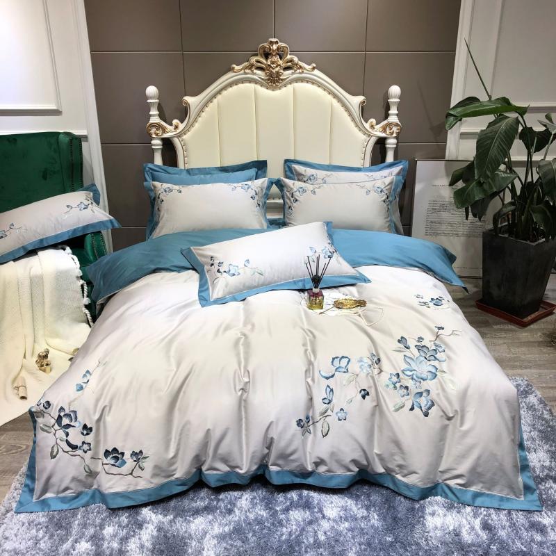 

Chinese Style Four-Piece Egyptian Cotton Light Luxury Embroidered Quilt Cover Soft Bedding Set Bed Cover, White