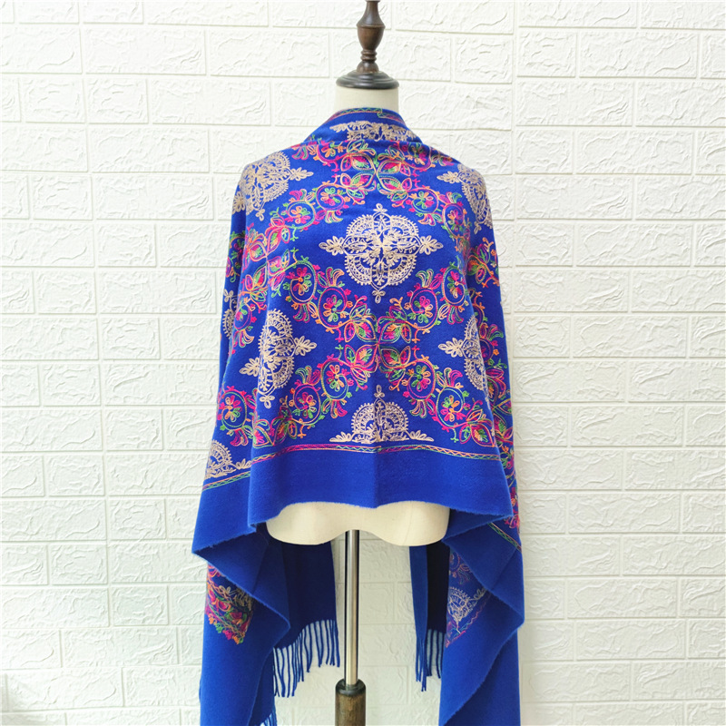 

Neckerchief Ladies Retro Scarf Female Embroidery Wild Autumn Winter Warmth Double-sided Ethnic Style Imitation Cashmere Shawl