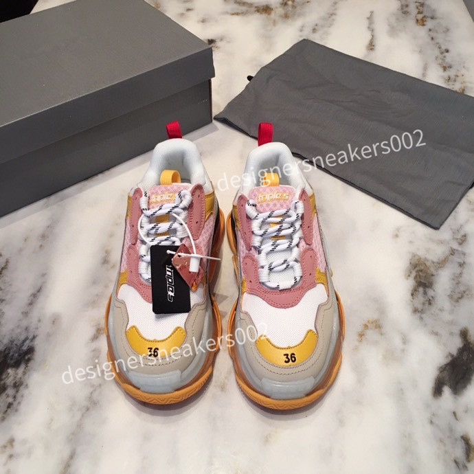 

Womans Black Walking Sneakers Men Women Black Red Casual Shoes Fashion Paris Sneakers yx201227, 06