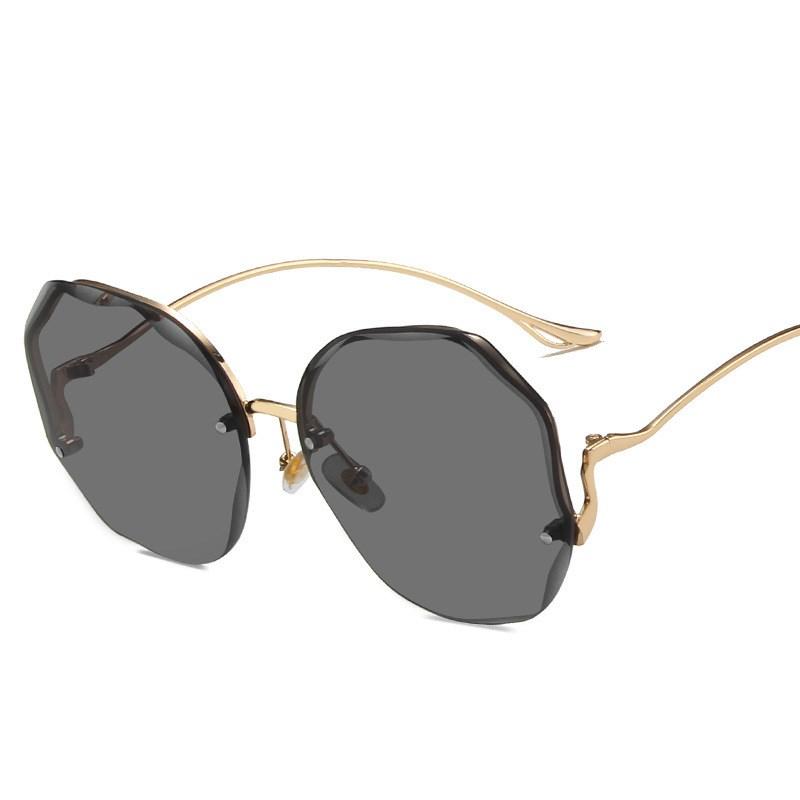 

Sunglasses Style Polygon Trim Sun Glasses Women's Elegant Big Box Face Covering Trend