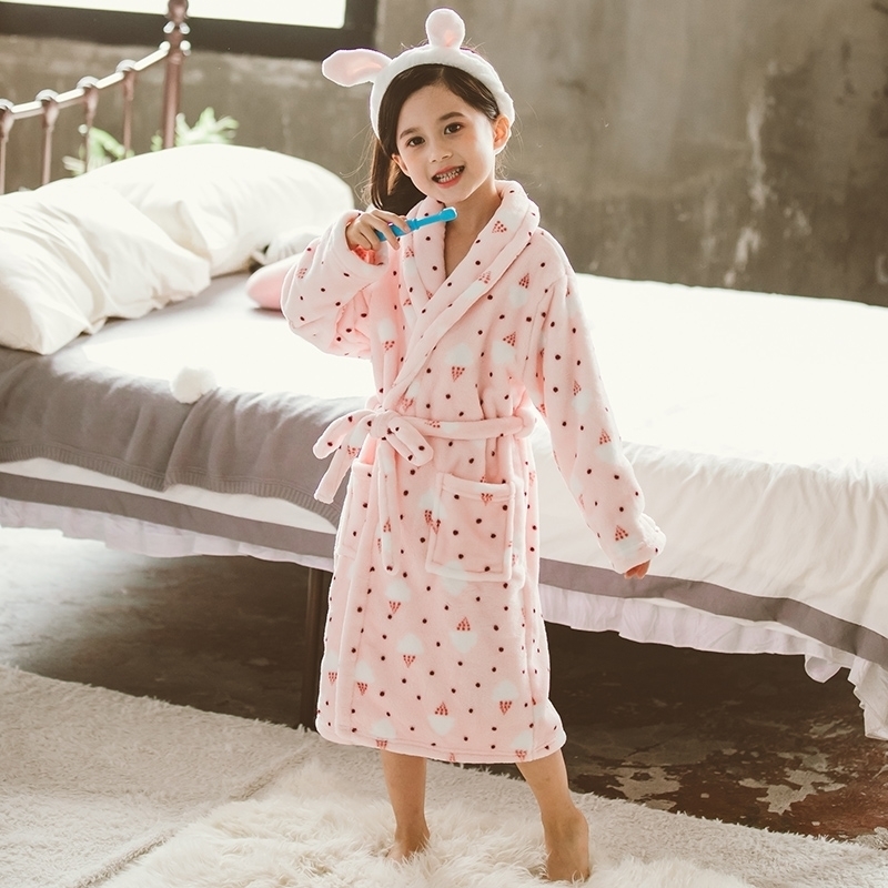 

fashion Kids Bath Robes Winter Children bathrobe kids Cartoon Flannel Bathgrowns Girls Soft Belt Pyjamas szlafrok peignoir 210203, Bear