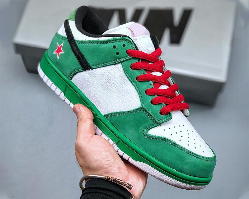 Top Quality Shoes SB Dunk Low Sneakers Classic Green/Black/White/Red Color Genuine Suede Leather Upper Rubber Outsole Sports Trendy Style Size US4-1
