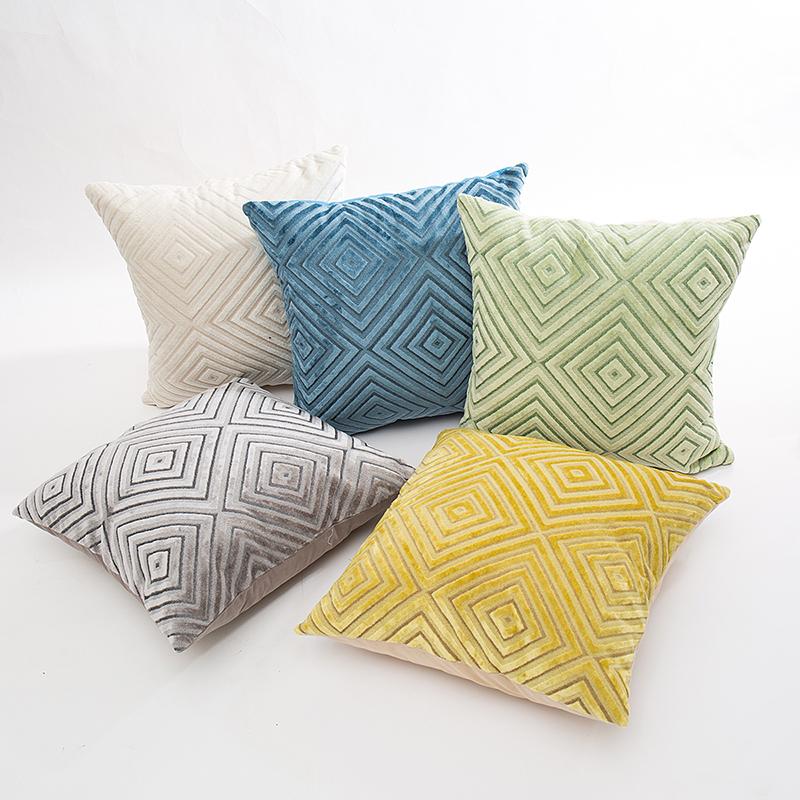 

Solid Color Stripe Velvet Decorative Pillow Case Sofa Pillowcover Soft Solid Colors Luxury Home Decor Pillowcase For Living Room