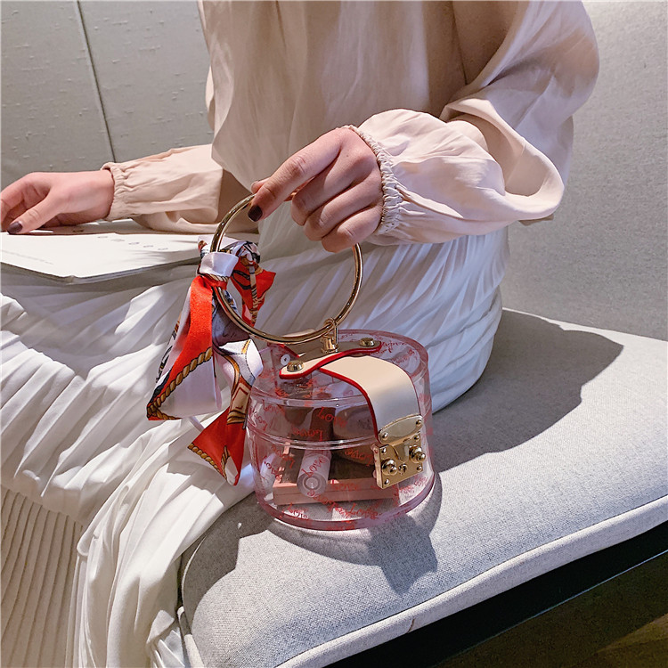 

new style Transparent Designer Handbags 2020 New Fashion Scarf Wild Handbag Retro Small Round Bag free shipping, Red