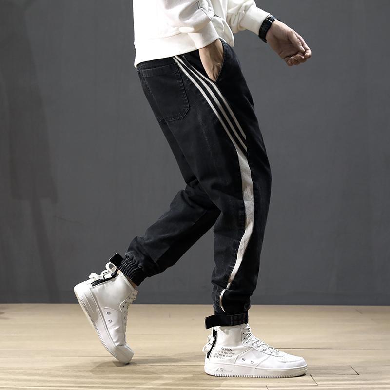 

Japanese Style Fashion Men Jeans Loose Fit Stripe Designer Denim Cargo Pants Wide Leg Harem Trousers Streetwear Hip Hop Joggers, Black