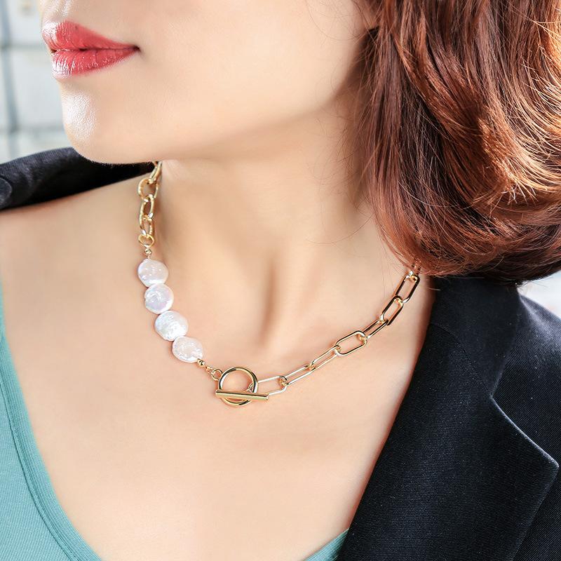 

necklace female 2021 new clavicle niche design sense ot buckle accessories thick pearl stitching sweater chain, Silver