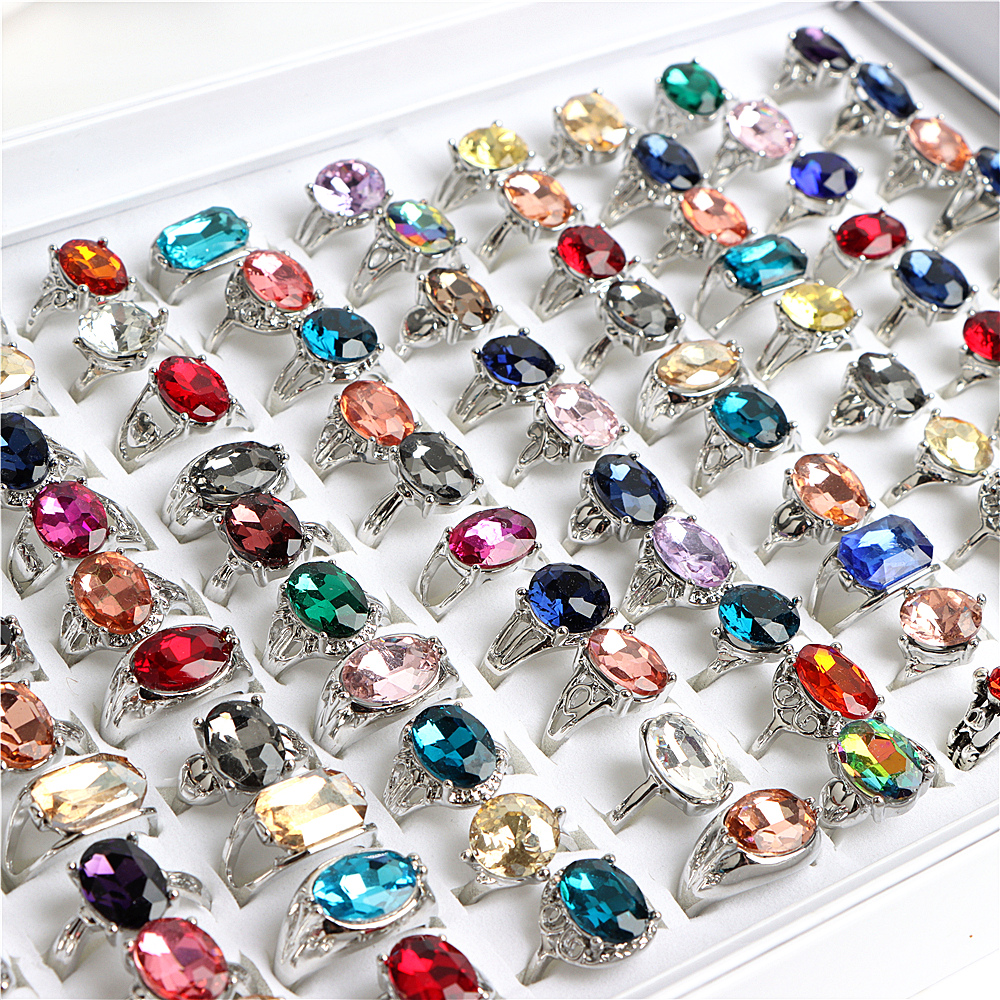 

Wholesale 50pcs/lot Fashion Colorful Glass Imitation Gemstone Rings For Women Mix Color Party Gifts Jewelry