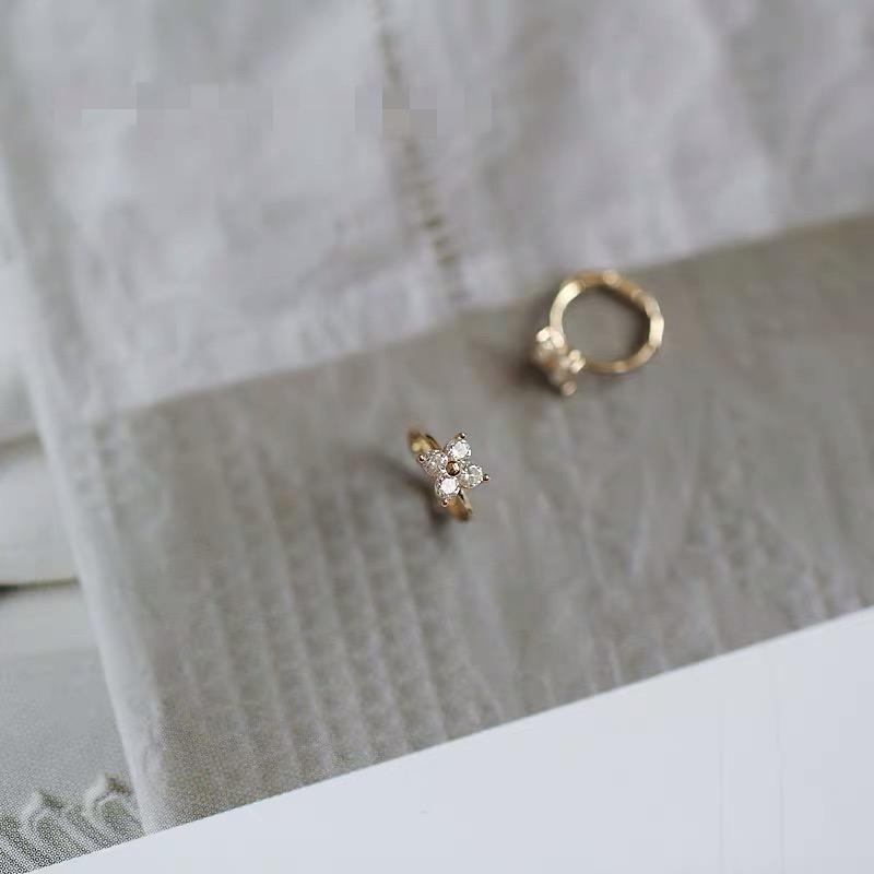 

9K pure Gold Earring Simple fashion zircon mini flower ear ring round zircon ear bone cute small pretty woman girl gold jewe