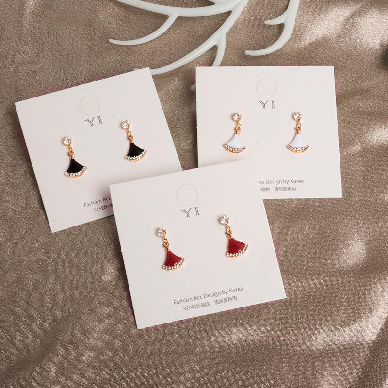 

Fan-shaped small skirt earrings simple cute girl earrings retro net red goddess French ladies women jewelry1