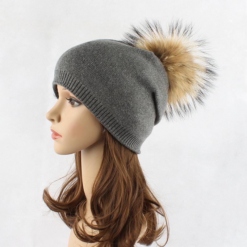 

2020 Winter Wool Beanies Pompom Hat Women Wool Knitted Skullies Women's Cap Casual 100% Real Raccoon Fur Pompom Hats Fashion1, Black