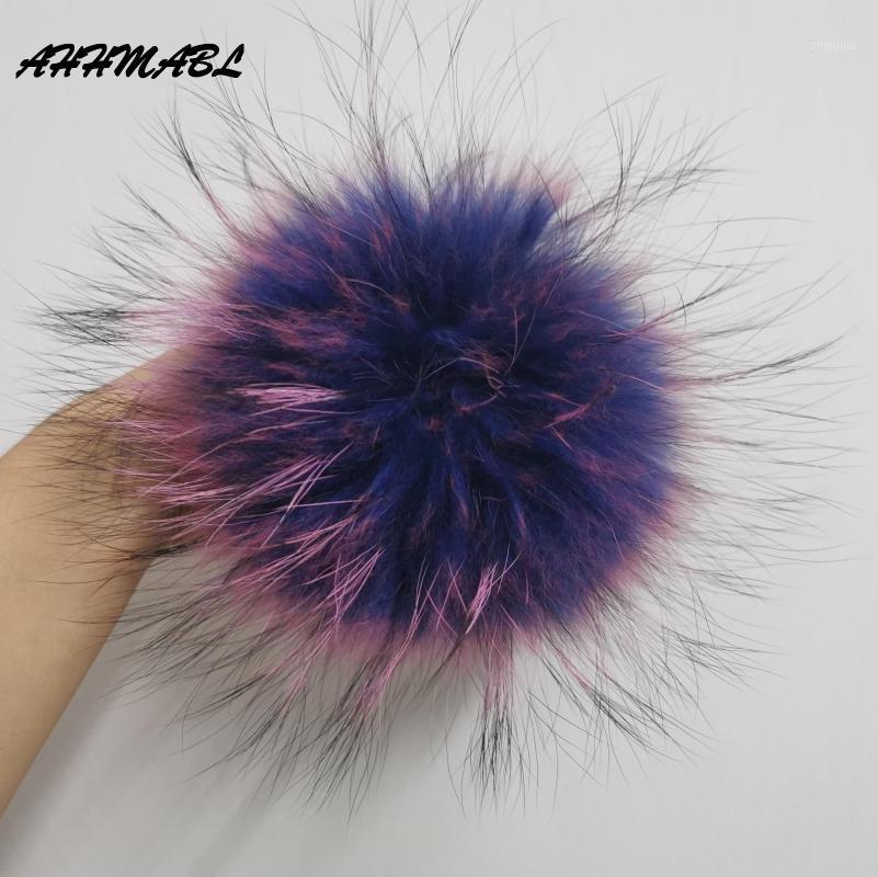 

2pcs/lot Big 15cm DIY Real Fur Pompoms Raccoon Fur Pom Poms Balls Natural Pompon For Hats Bags Scarves Accessories1