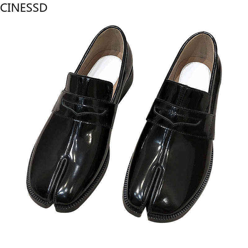 

Sandals Women Split Toe Loafers Shoes Genuine Leather Ninja Tabi Pumps Mm6 Cow Low Heels 3cm Heel Square Casual 220310, Black cow leather