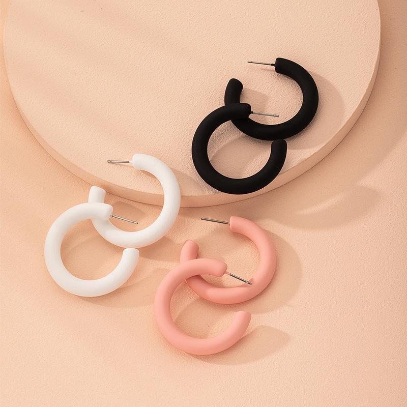 

Stud Classical C-Shape Acrylic Color Pink White Black Colors Earrings For Women