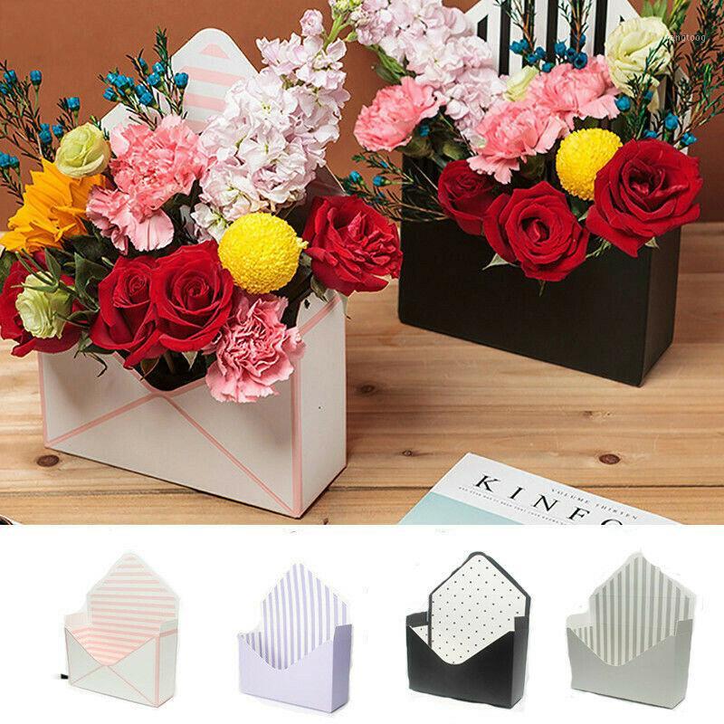 

6 Style Romantic Envelope Flower Paper Holder Box for Valentine's Day Gift Birthday Party Bouquet Florist Pack Supply Gift Bags1