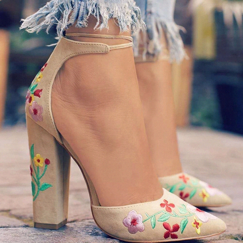 

Women Pumps 2020 Women's Two Piece High Heels Woman Flocks Square Heels Ankle Strap Embroidered Pointed Toe Sexy Shoes Plus Size #0M30