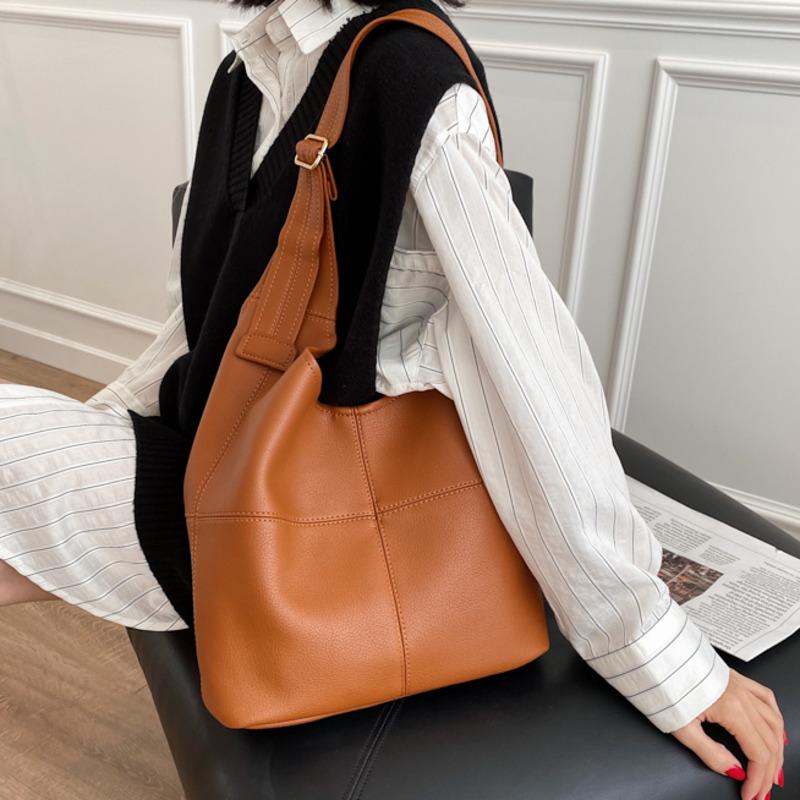 

Fuxida Simple Solid Color PU Leather Shoulder Bags For Women 2021 Winter Trend High Capacity Handbags And Purse, Black