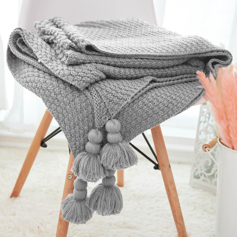 

Newborn Baby Sofa Couch Comforter Blanket Journey Hiking Hotel Restaurant Plaids1