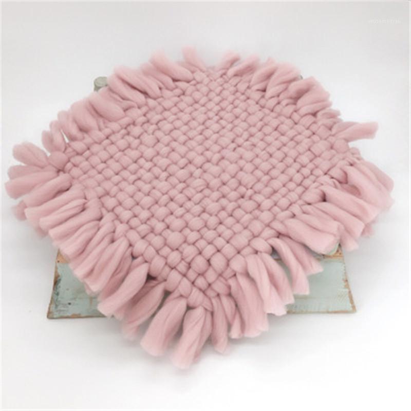 

Newborn Photography Props Iceland Coarse Woolen Tassel Blanket1, White