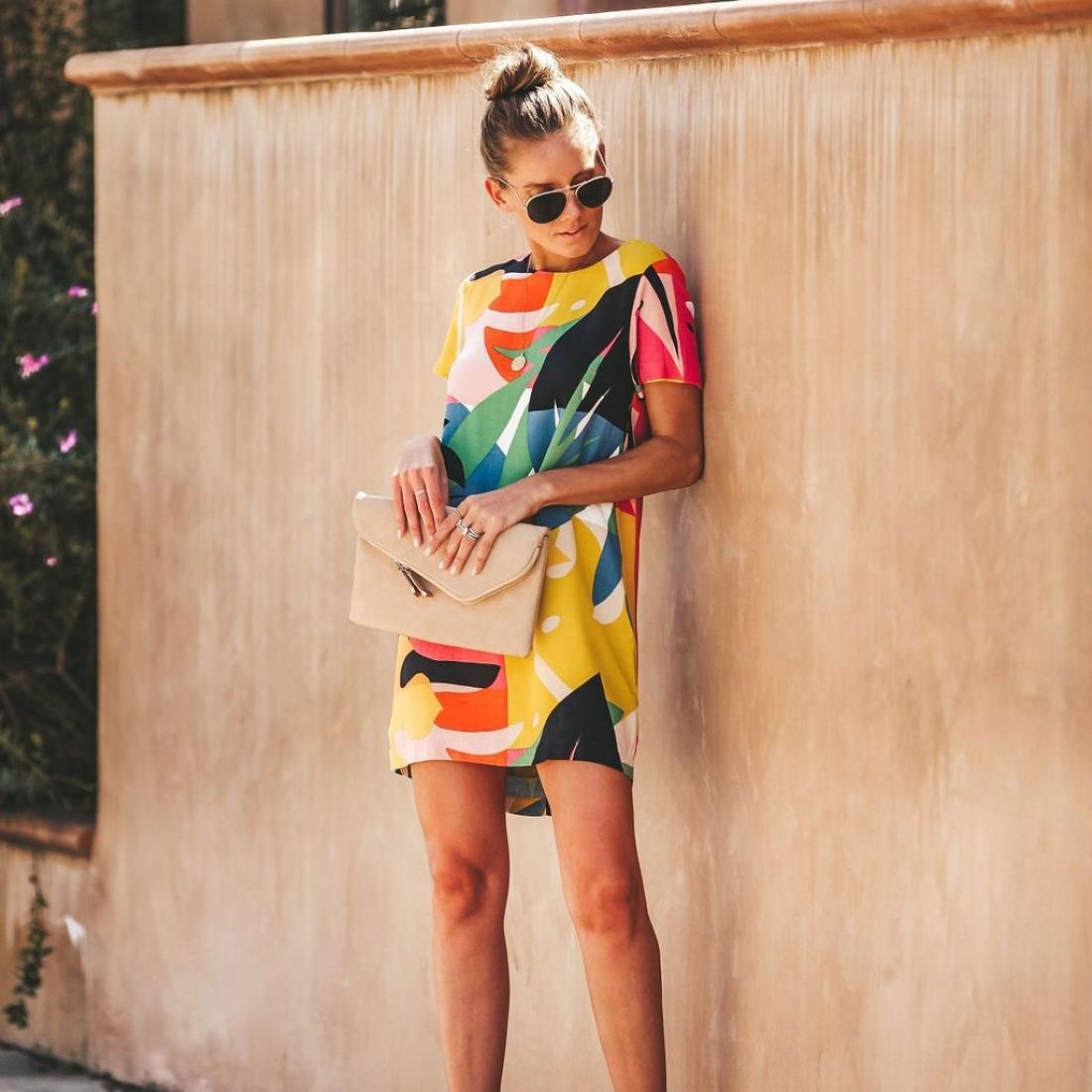 

Round Neck Contrast Print Dress