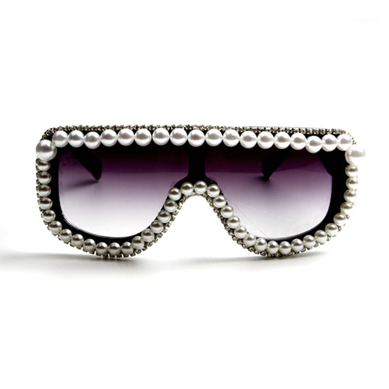 

Wholesale- Sunglasses Women Bling Rhinestone Steampunk Sunglasses Men Brand Vintage Pearl Sunglasses Fashion Sun glasses1