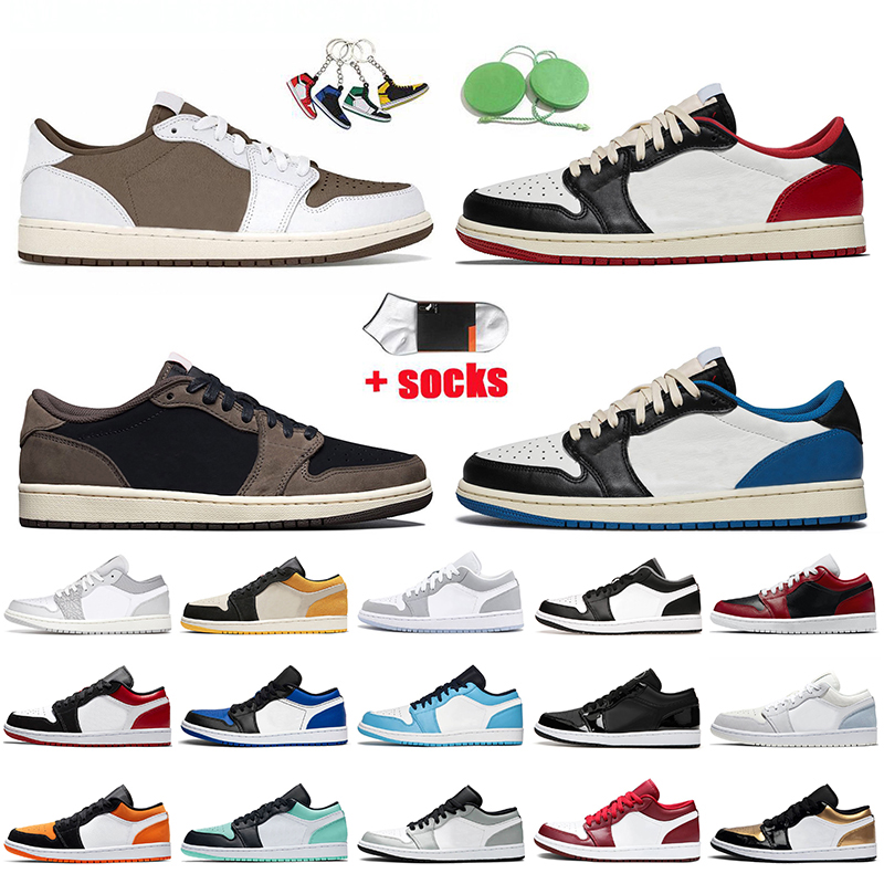 

Top Quality 2022 Fashion Jumpman 1 Low Basketball Shoes 1s Cactus Jack Reverse Mocha Black Toe Fragment Trainers Wolf Grey Black White UNC Court Purple Sneakers, B37 low se silver toe 36-45