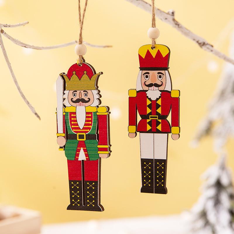 

4 Patterns Wooden Pendant Walnut Soldier for Christmas Hanging Ornament Merry Tree Decoration