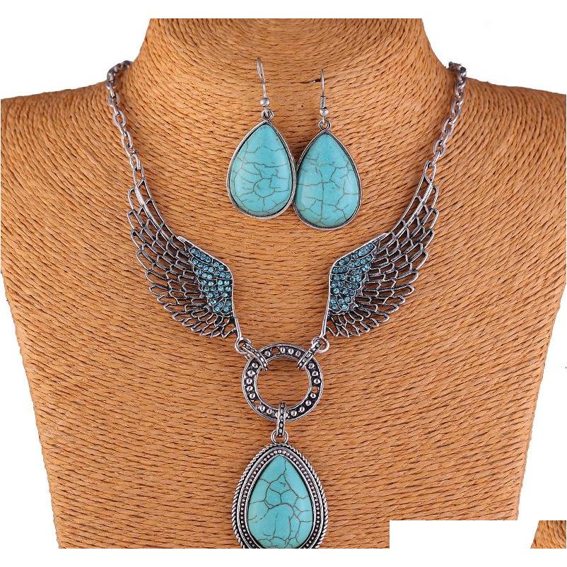 

Fashion Vintage Necklace Set Antique Silver Turquoise Jewelry Set Dangle Earrings Classic Pendant Design Fine Jewelry Sets Ccwyr, Multi