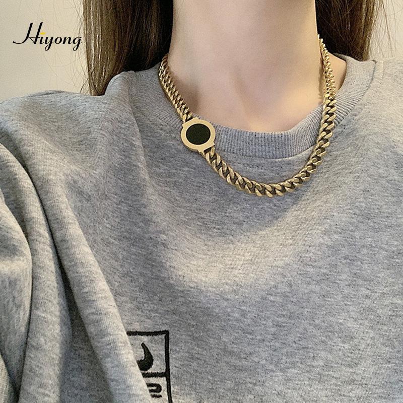 

HIYONG Fashion Titanium Steel Thick Chain Necklace Vintage Chunky Necklace Cuban Link Necklaces Round Pendant Choker Jewelry