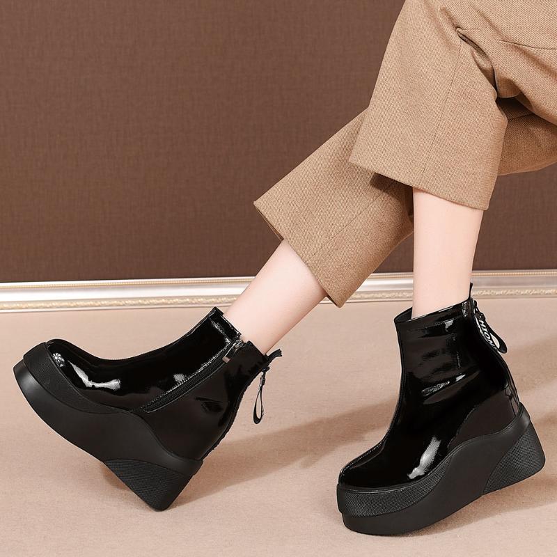 

Brand New high-quality Patent Leather Zipper Platform Height Increased Ankle Boots Stylish Winter Shoes Boots Women, Black