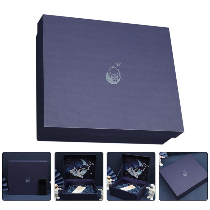 

1pc Delicate Spaceman Gift Box Valentine's Day Gift Wrapper Present Box1