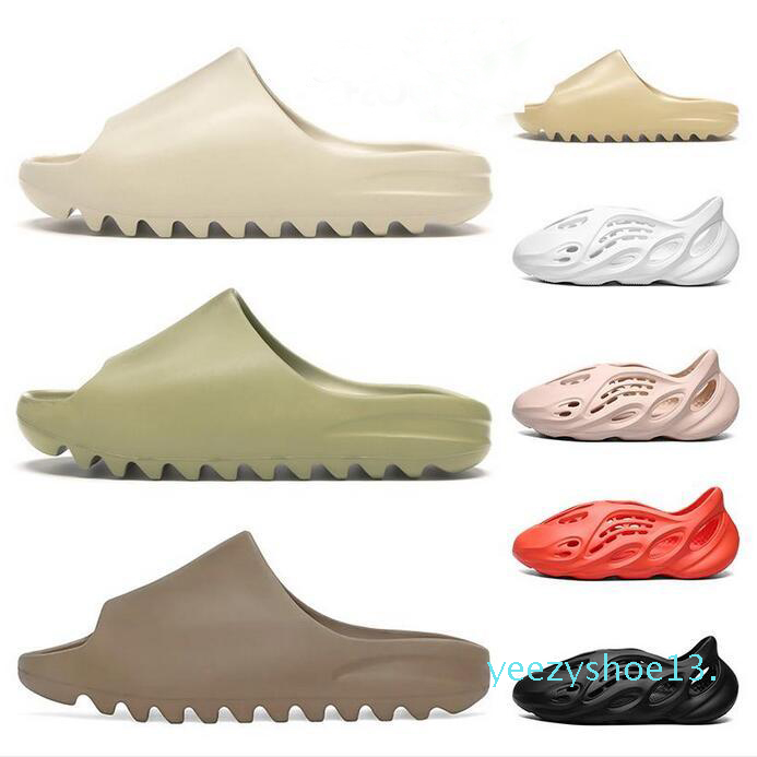 

2020 Foam Runner Kanye West Slippers Bone White Triple Black Resin Slides Sandals Men Women Fashion Loafers Slipper y13