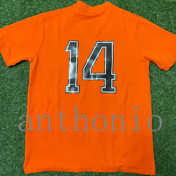 

Top 2002 HOLLANDS soccer jerseys SEEFORF 10 KLUIVERT 9 V.NISTELROOY 8 RETRO VINTAGE CLASSIC de Thailand uniform CRUYFF 14 Football shirts 1974 TRAINING SUIT SIZE S-XXL, 2002 home custom