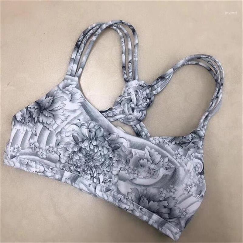 

NWT 2020 Naked-feel Fabric Anti-sweat Pro Training Yoga Fitness Bras Crop Tops Women GYM High Support Running Sports Bras Top1, Black