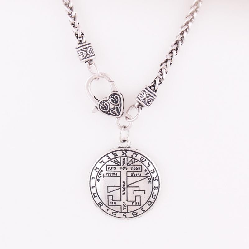 

Pendant Necklaces Wheat Link Chain Necklace Viking Culture With Ancient Rune And Pattern For Warriors Zinc Alloy Material
