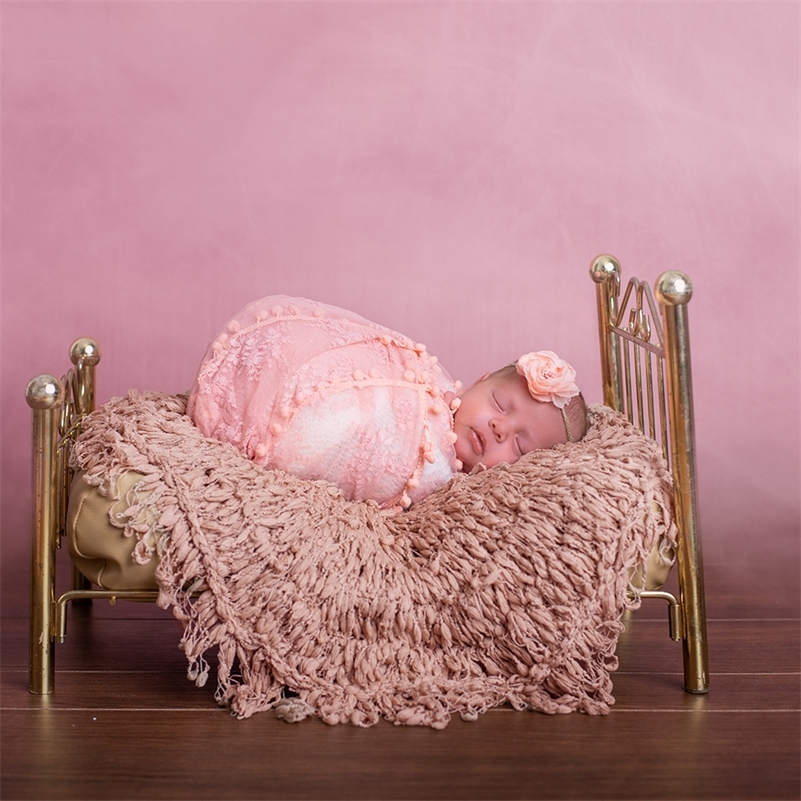 

Don&Judy Hand Crochet Round Blanket Newborn Photography Props Newborn Photography Basket Stuffer Filler Mat for Photo Shoot 201123, C103 pink