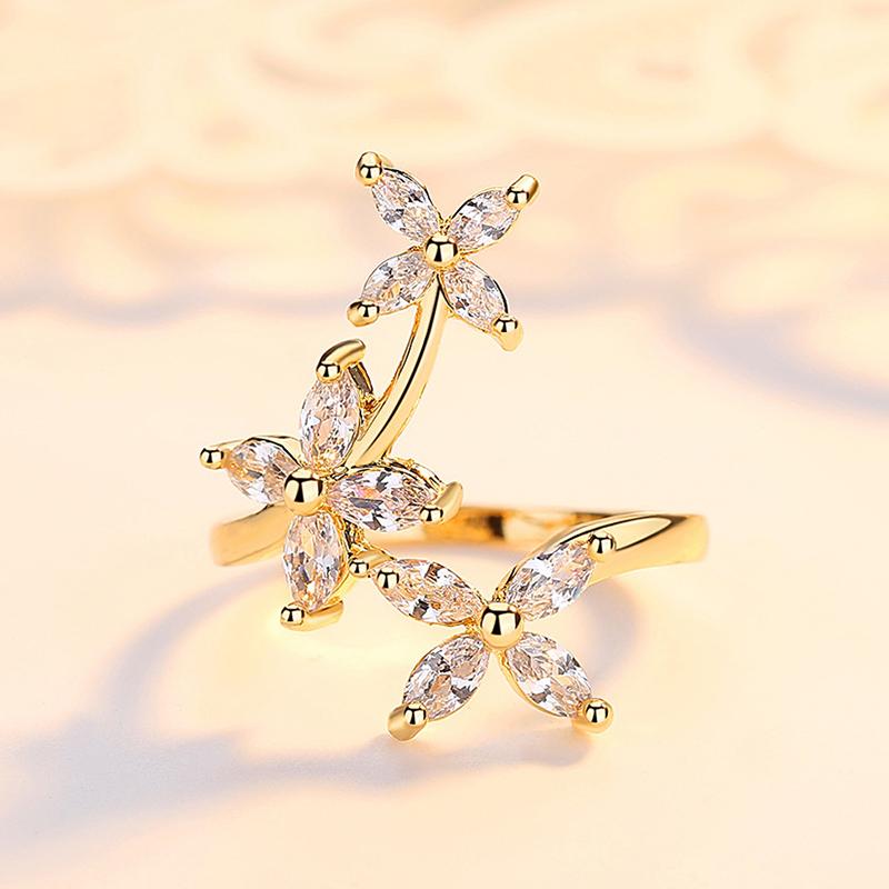 

Beiver Flower Gold Color Ring for Women Fashion Rhinestone Jewelry Engagement Ring Gold Color for Female Anillos Mujer Size 6-9